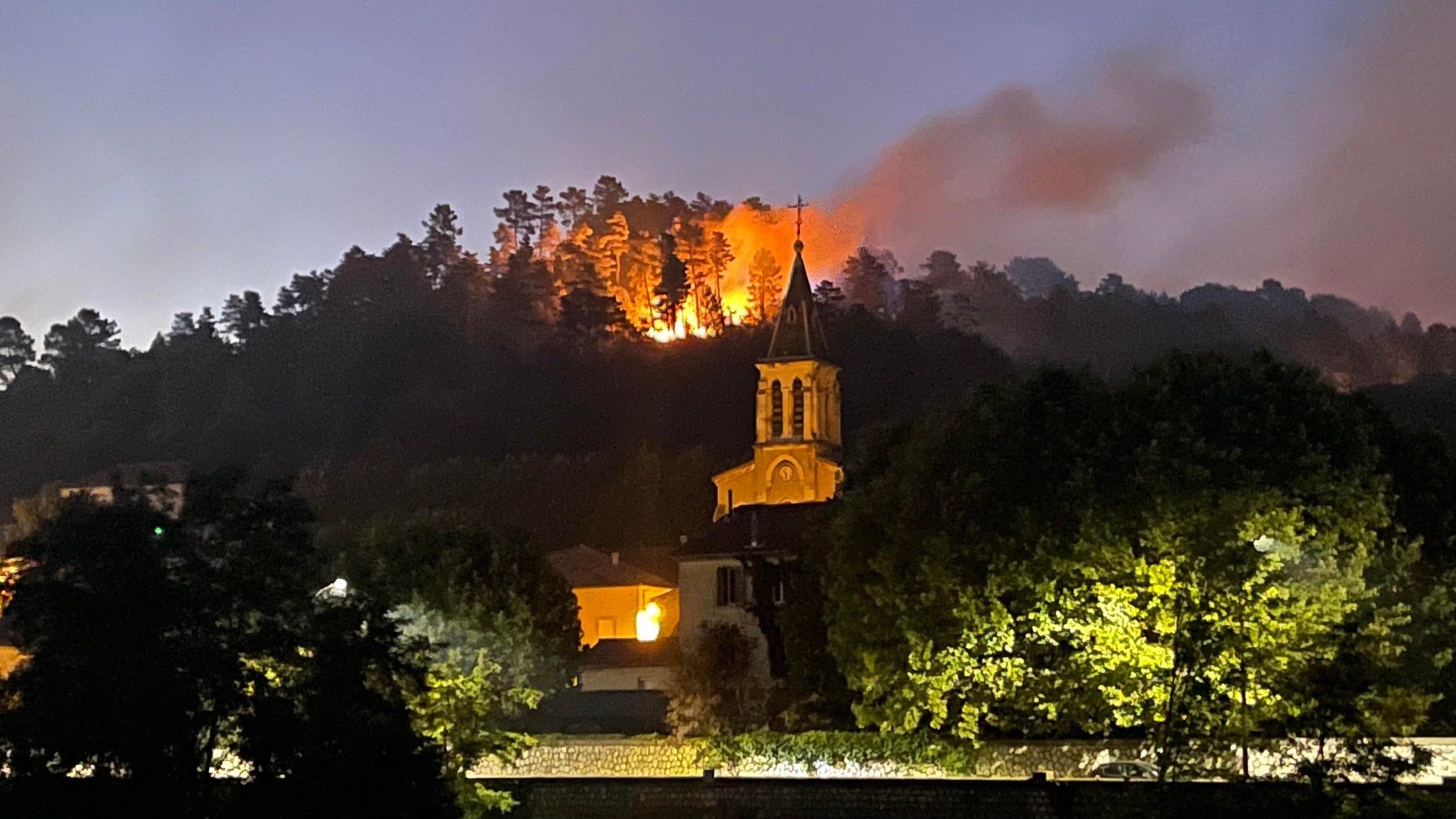 Bessèges / Bordezac : Incendie , le point à 23 heures 30